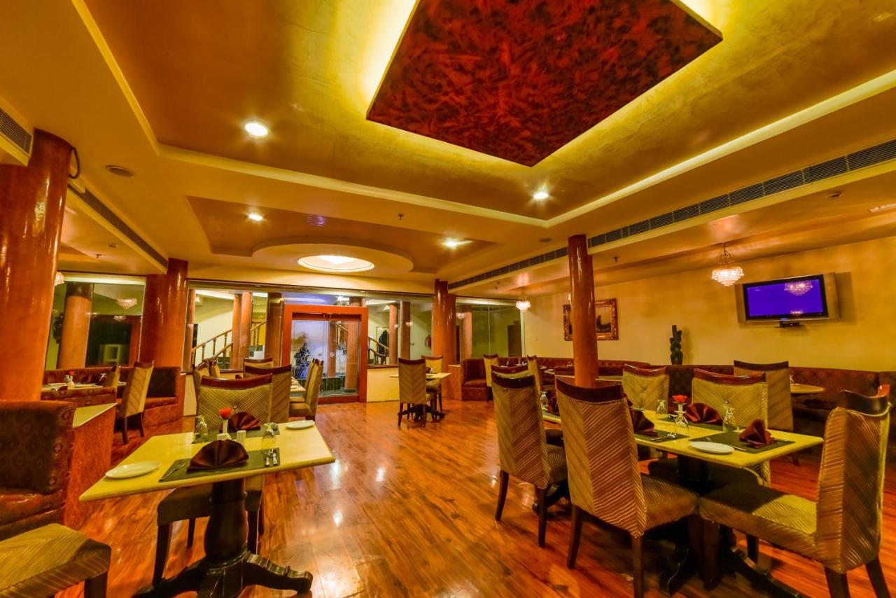 丘齐达尼宫殿酒店 斋沙默尔 外观 照片